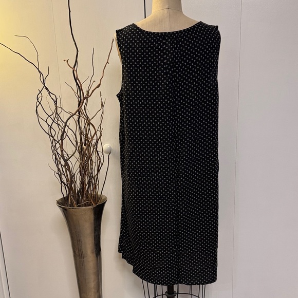 GAP Black and White Patterned Midi Dress - Picture 4 of 6